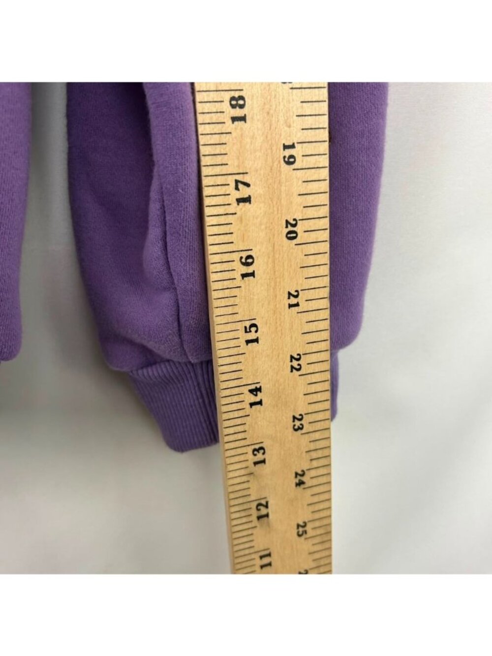 Mojo Provo Embroidered Friends Charms Crew Sweatshirt Unisex Size Medium Purple - Picture 6 of 13